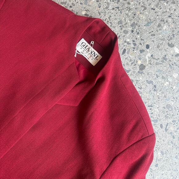 Gianni Women’s 4 Skirt Set Red Wool Blend Blazer Skirt Set Made in USA - Picture 3 of 4